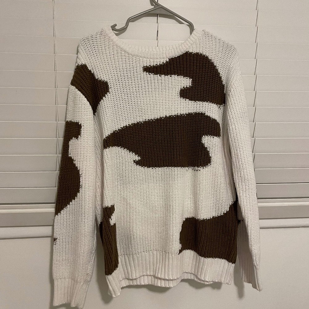 Knit sweater
